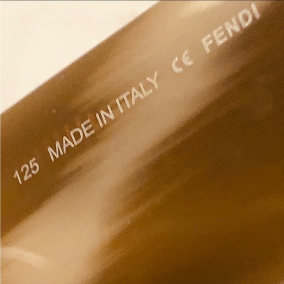 FENDI Sunglasses & Logo Case - Picture 10 of 12